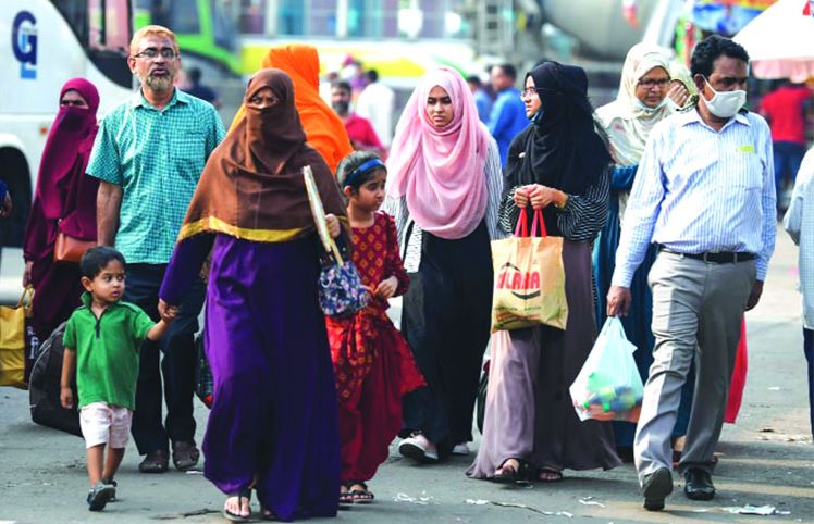 ঈদে ঢাকা ছাড়ছেন ‘কোটি’ মানুষ, বাগড়া দিতে পারে আবহাওয়া