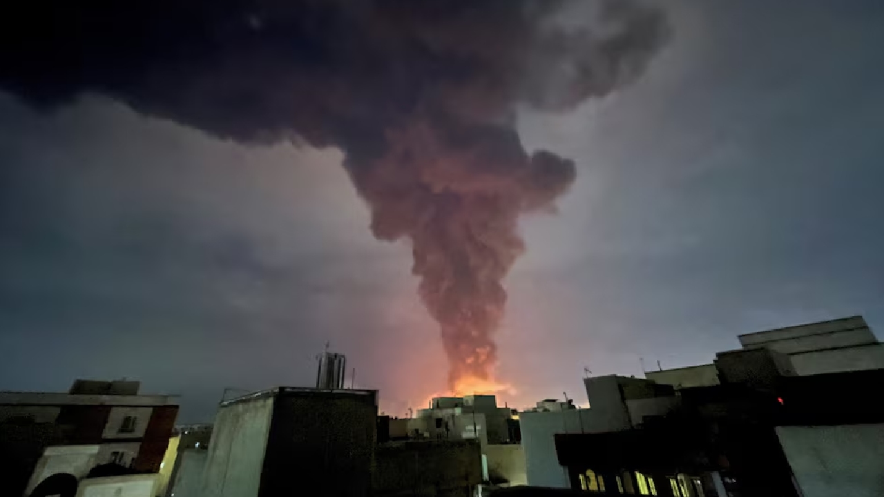 ইরানের তেল শোধনাগারে ইসরায়েলের হামলা