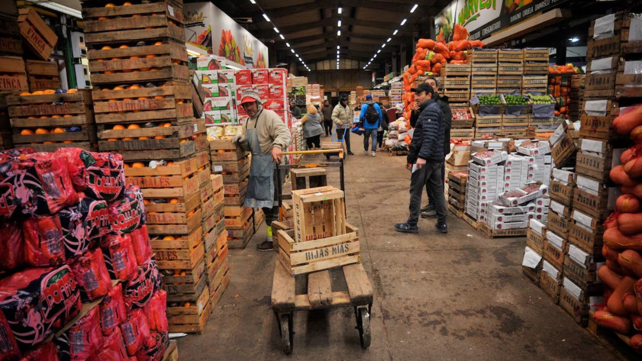 খাদ্য-কৃষিপণ্য রপ্তানি বন্ধ করছে ইরান