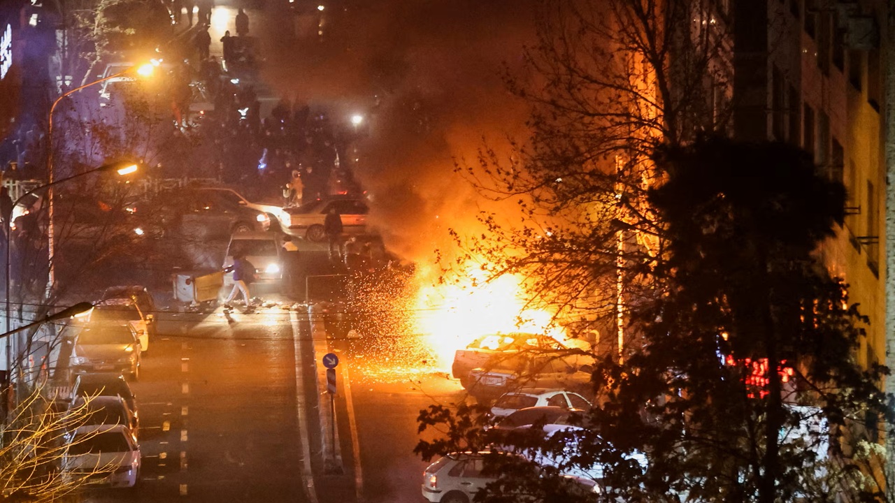 ইরানে বিক্ষোভে ২ হাজার নিহত, জানাল কর্তৃপক্ষ