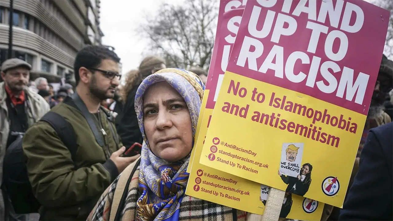 ইসলামভীতি: ক্ষমতার নতুন বৈশ্বিক মুদ্রা