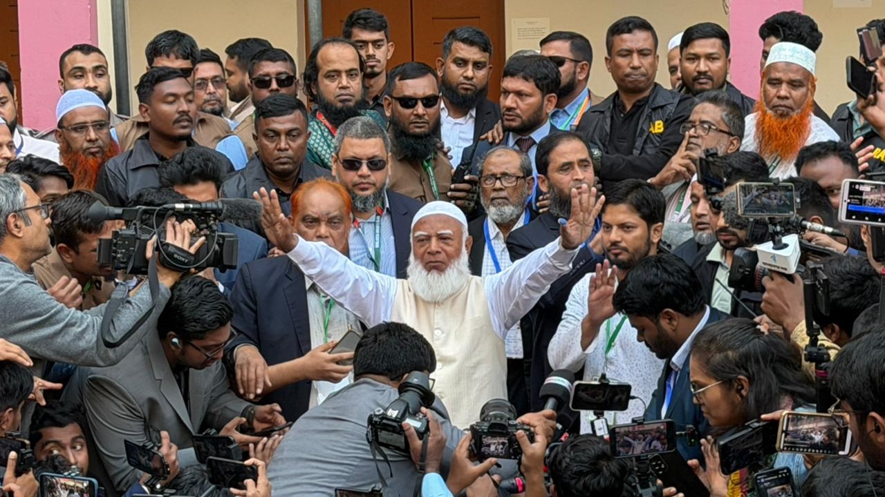 বিভিন্ন জায়গায় জাল ভোট দেওয়ার চেষ্টা করা হচ্ছে: জামায়াত আমির