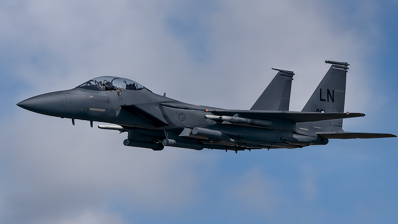 বিশ্বের বিমান শক্তির র‍্যাঙ্কিংয়ে চীনকে টপকাল ভারত, বাংলাদেশের অবস্থান ৮৩