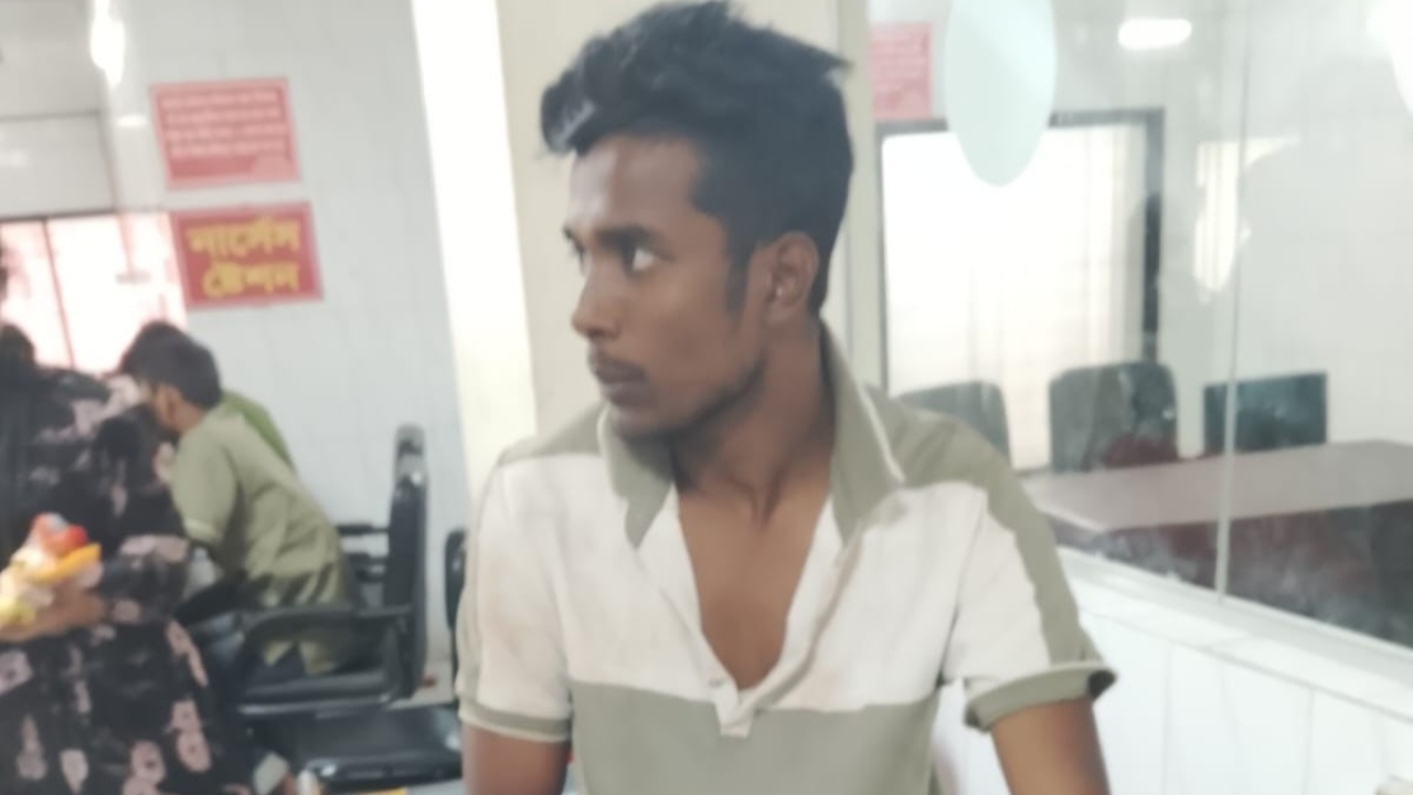 রূপগঞ্জে যুবদল কর্মীকে গুলি ও কুপিয়ে জখম