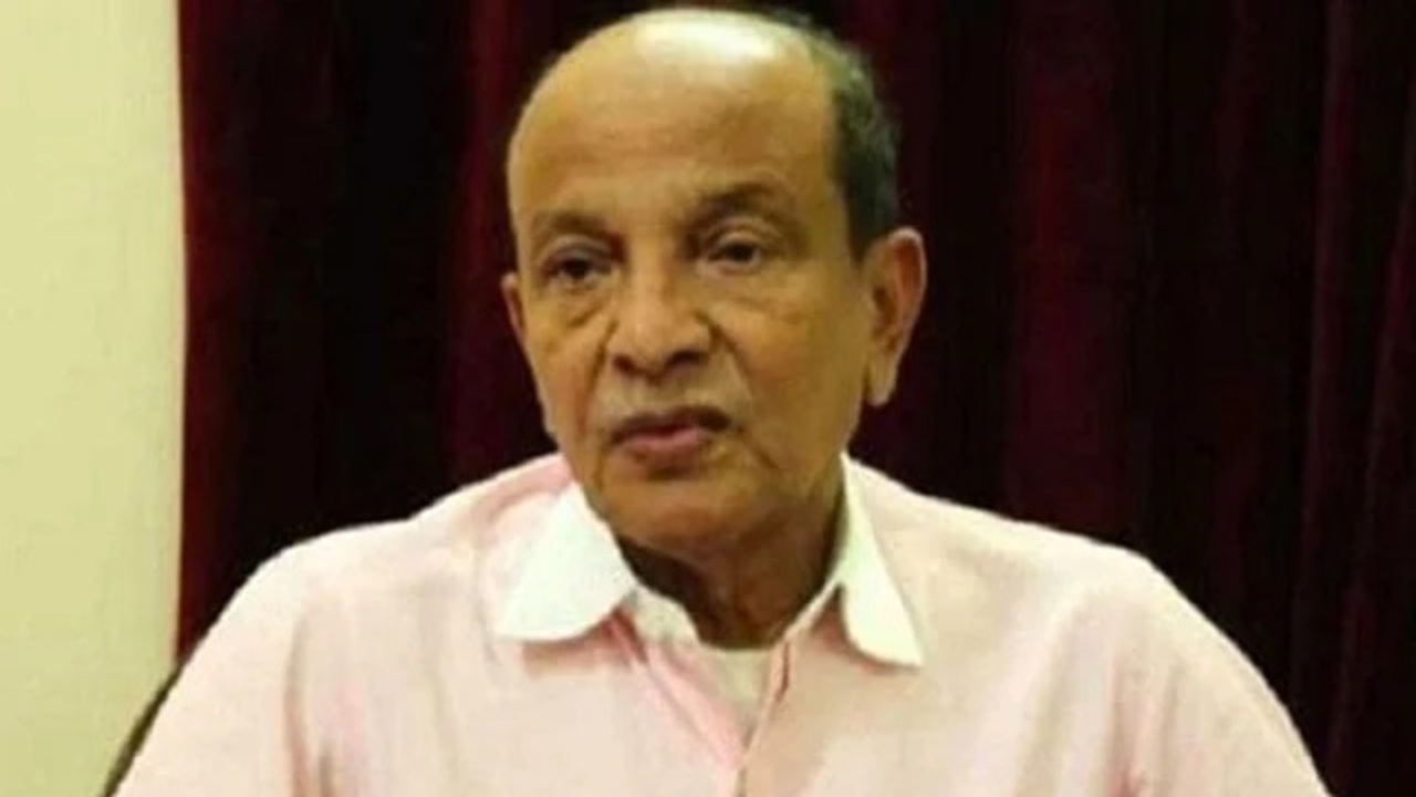 সাবেক শিল্প প্রতিমন্ত্রী কামাল আহমেদ হাসপাতালে ভর্তি