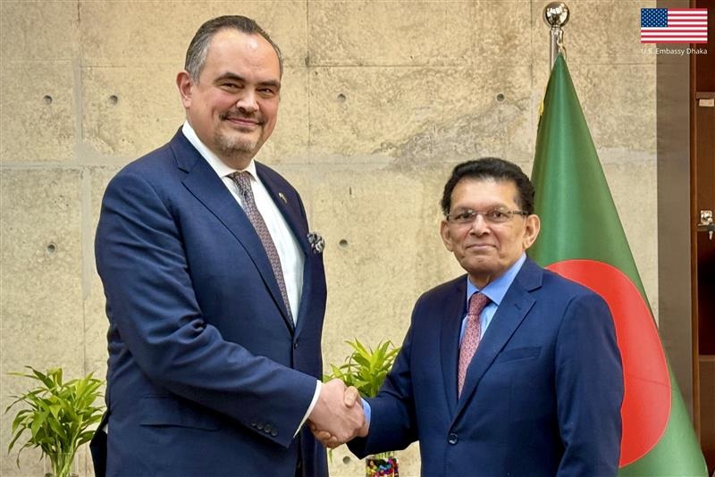 পররাষ্ট্রমন্ত্রী খলিলুর রহমানকে আমেরিকার রাষ্ট্রদূতের অভিনন্দন