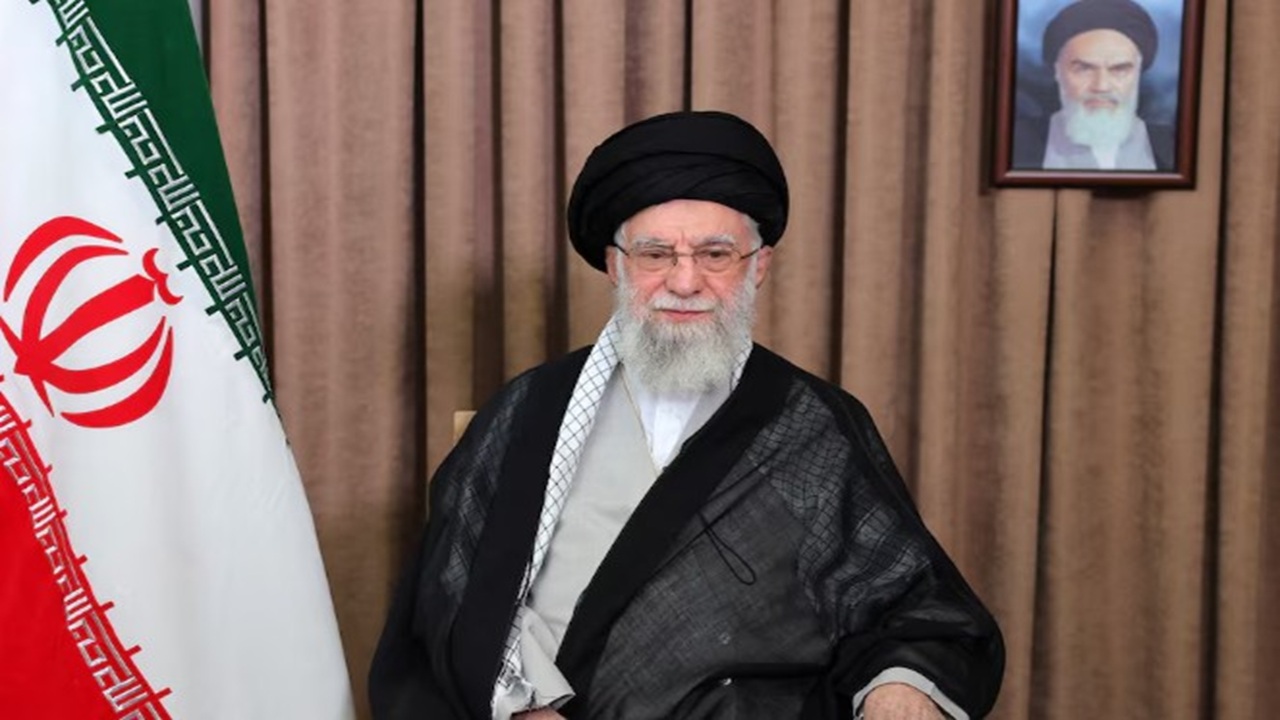 যুক্তরাষ্ট্র-ইসরায়েলের হামলায় খামেনির মেয়ে, জামাই ও নাতি নিহত