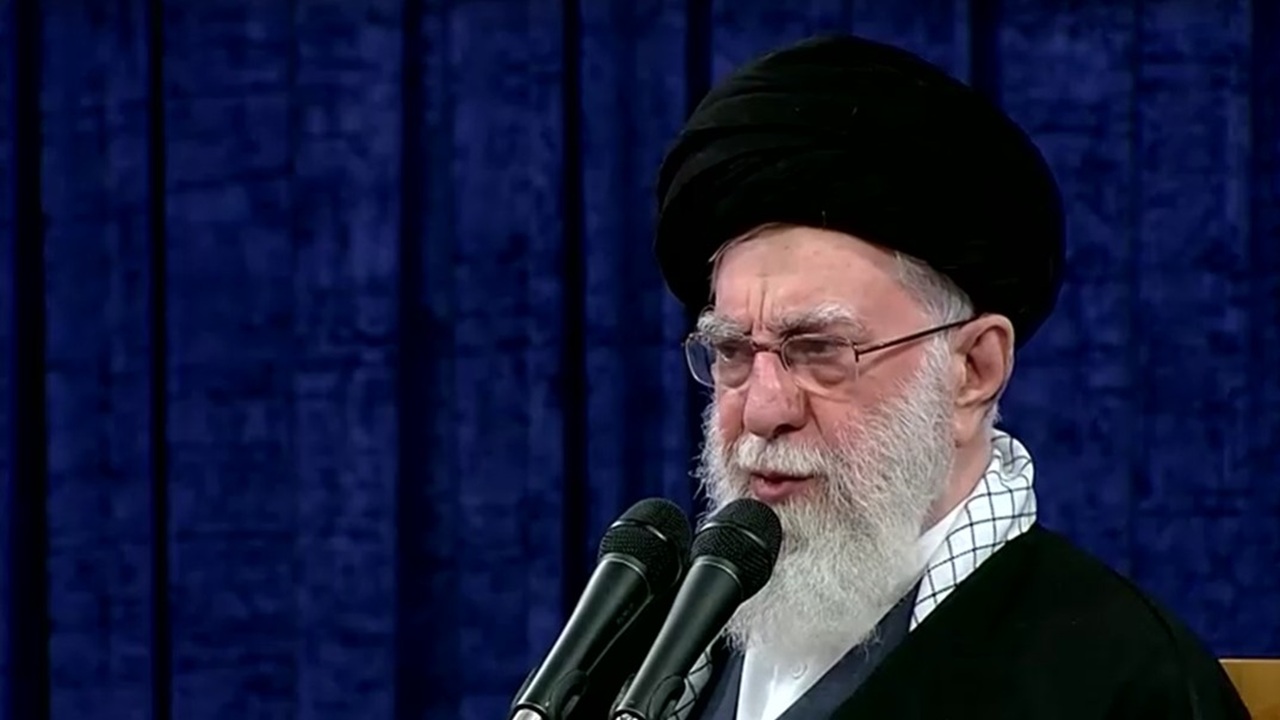 শেষ ভাষণে যে দিকনির্দেশনা দিয়েছিলেন খামেনি