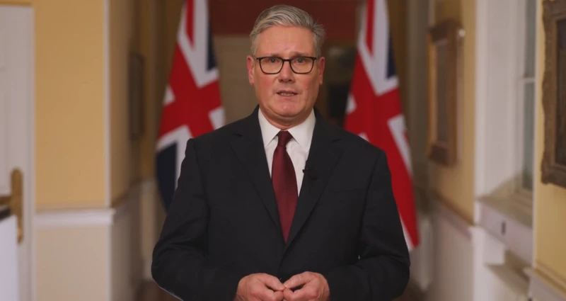 যুক্তরাষ্ট্রকে সামরিক ঘাঁটি ব্যবহার করার অনুমতি দেবে যুক্তরাজ্য