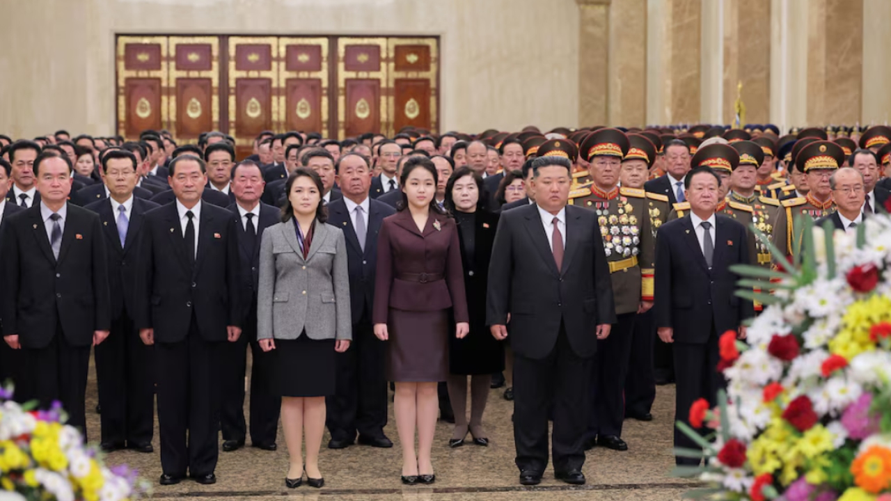 মেয়েকে ফের জনসমক্ষে আনলেন কিম জং উন