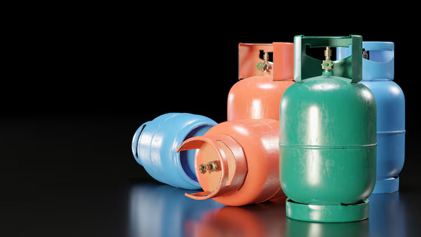 দাম বাড়ল এলপি গ্যাসের, ১২ কেজি ১৭২৮ টাকা