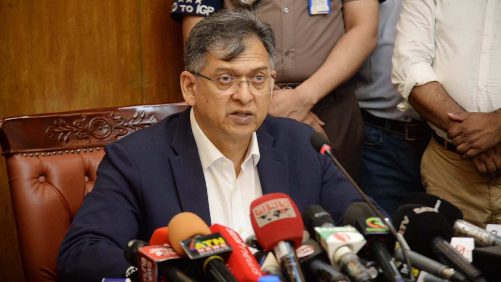 ৫ আগস্টের পর পুলিশের ভাবমূর্তি উদ্ধারে বর্তমান সরকার সফল, দাবি স্বরাষ্ট্রমন্ত্রীর