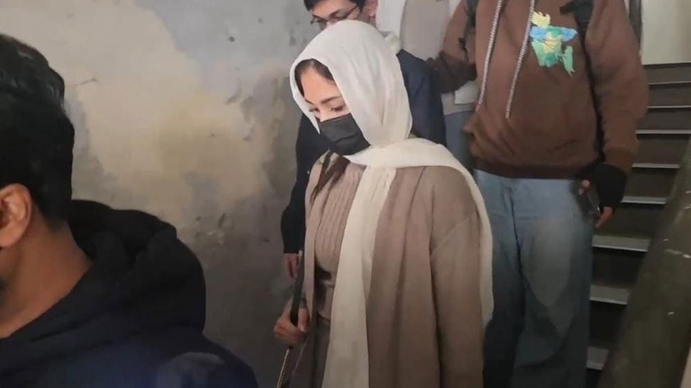 মামলা থেকে অব্যাহতি পেলেন অভিনেত্রী মেহজাবীন