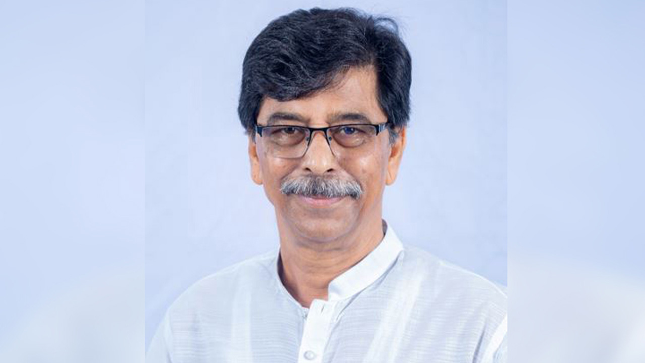 দেশে পর্যাপ্ত কোরবানির পশু আছে, আমদানির প্রয়োজন নেই: প্রাণিসম্পদ মন্ত্রী