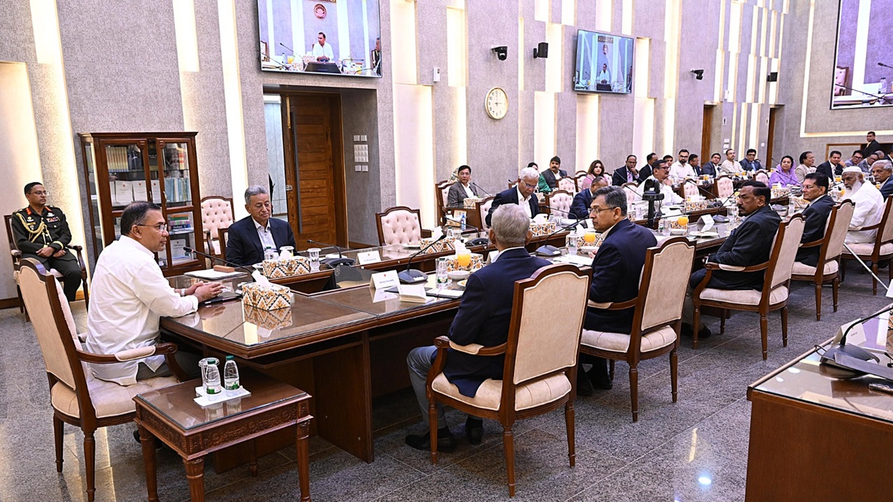 রাজনৈতিক মামলা প্রত্যাহার শুরু, এখনো কারাগারে সাংবাদিকরা