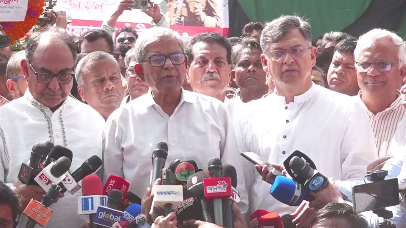 গণতন্ত্রকে আবারও ধ্বংসের ষড়যন্ত্র চলছে: মির্জা ফখরুল