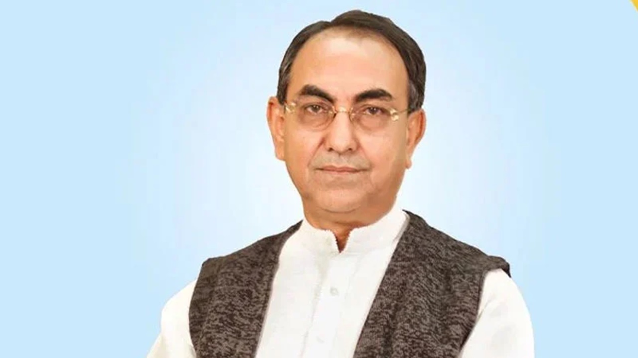 সিঙ্গাপুরে নেওয়া হচ্ছে মির্জা আব্বাসকে