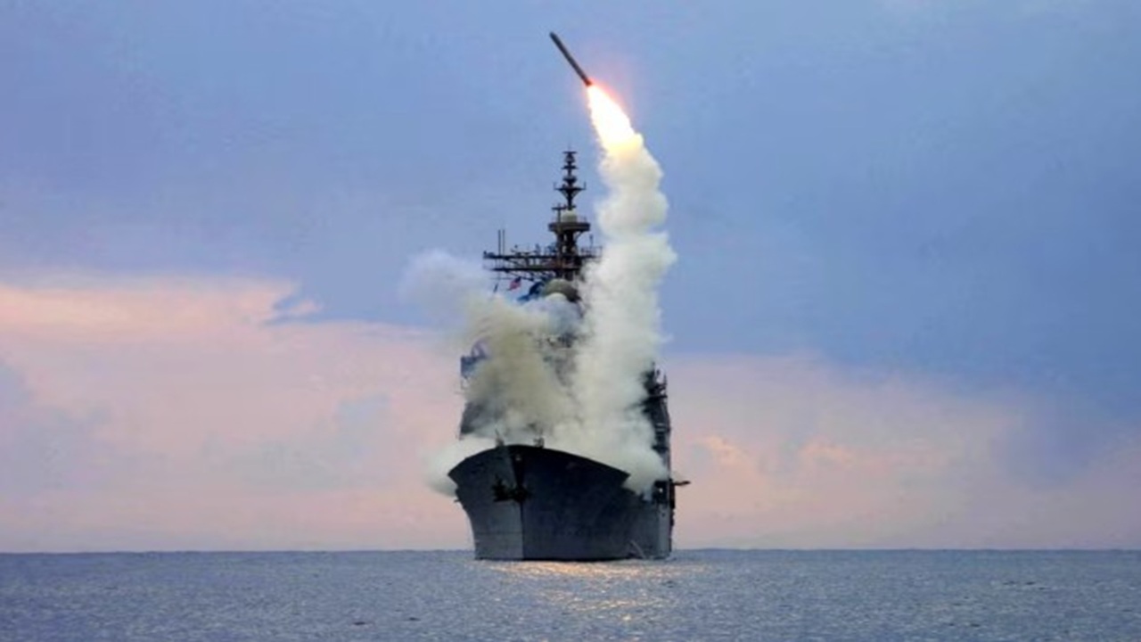 ইউক্রেনে টমাহক ক্ষেপণাস্ত্র পাঠাতে পেন্টাগনের সবুজ সংকেত