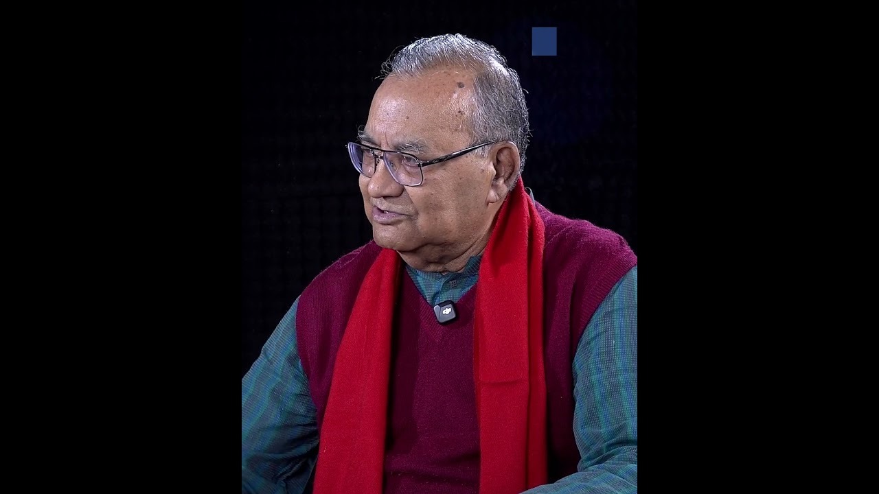 ‘কে কতটা বেশি পরিমাণে আবর্জনা নিজের আঁচলে বাঁধবে সেই প্রতিযোগিতায় লেগে গেল’