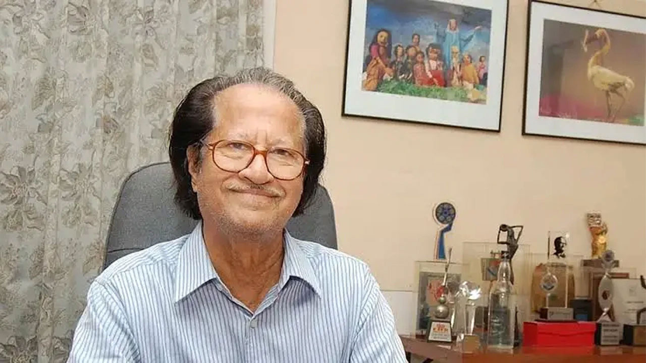 বরেণ্য চিত্রশিল্পী মুস্তাফা মনোয়ার মারা গেছেন