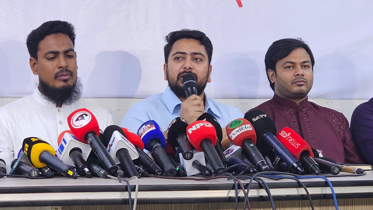 গণভোটের সময় গুরুত্বপূর্ণ ইস্যু নয়: নাহিদ