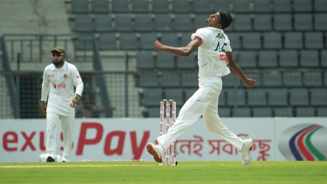 ১৪০, ১৪৪, ১৫০.২, ১৪১, ১৪৯.১ ও ১৪৮.৫ কিমি–এক ওভারে নাহিদ রানার গতির ঝড়