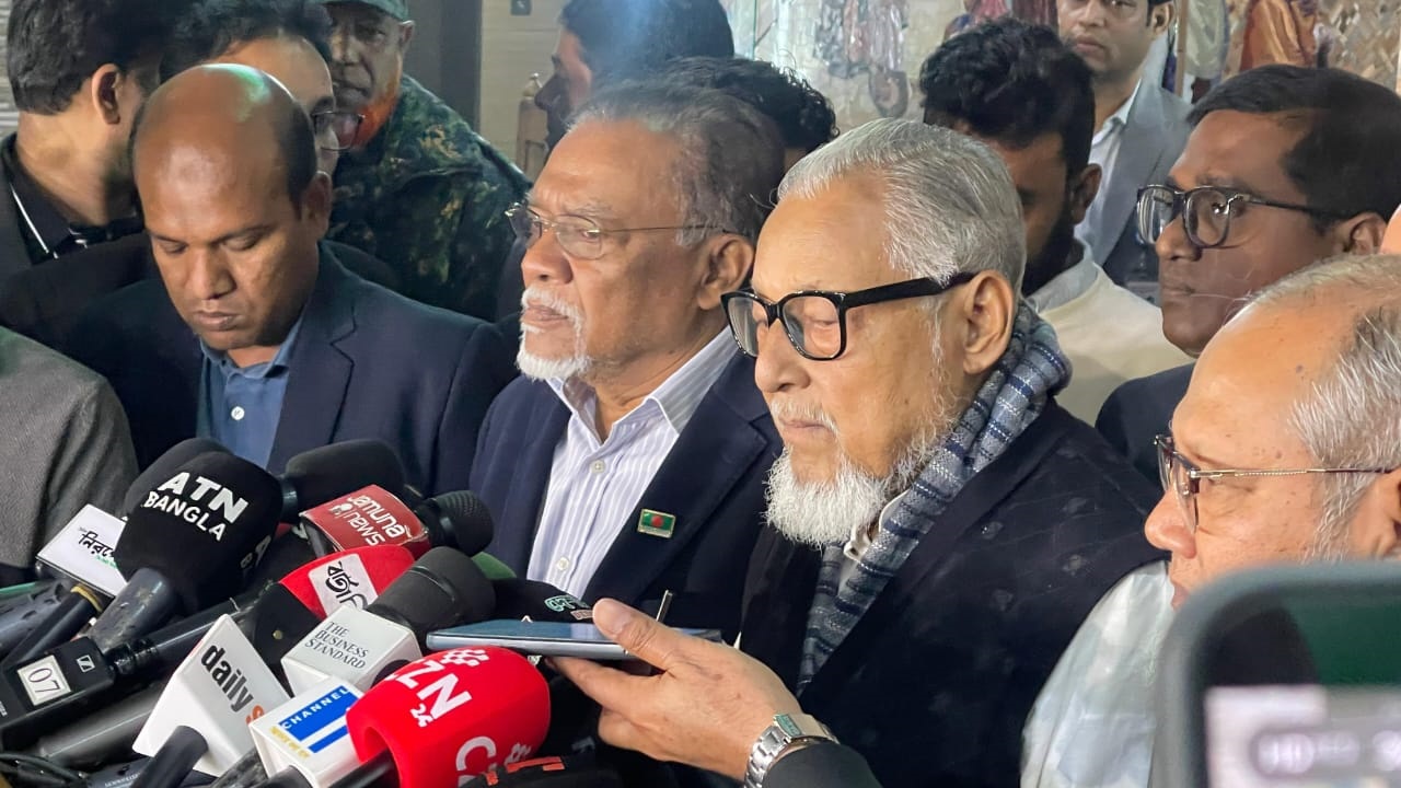 উত্তরবঙ্গে কিছু রাজনৈতিক দল ঠিকই সমাবেশ করছে: নজরুল ইসলাম খান