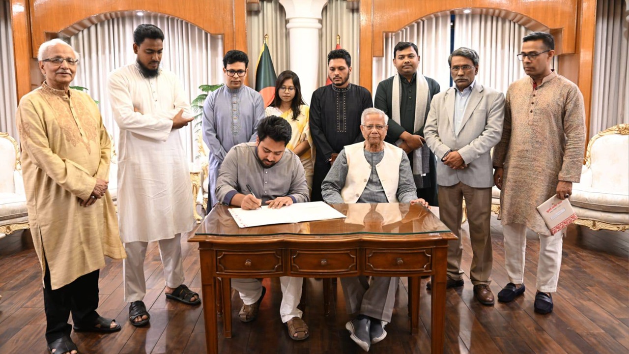 জুলাই সনদে স্বাক্ষর করেছে এনসিপি