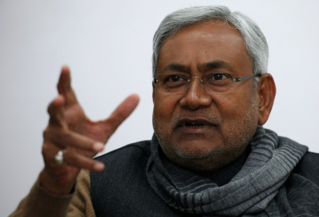 রেকর্ড দশমবারের মতো বিহারের মুখ্যমন্ত্রীর শপথ নিলেন নীতিশ কুমার