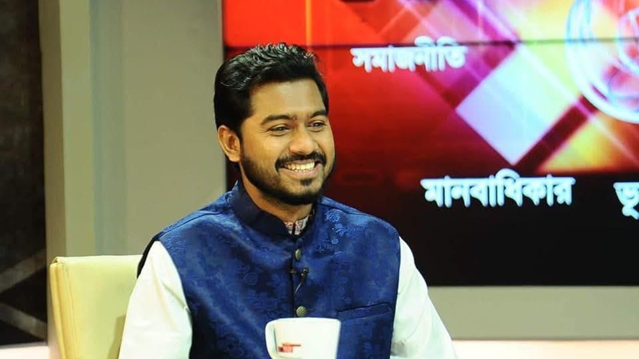 চাঁদাবাজি বন্ধ হতে শুরু করেছে: নুরুল হক নুর