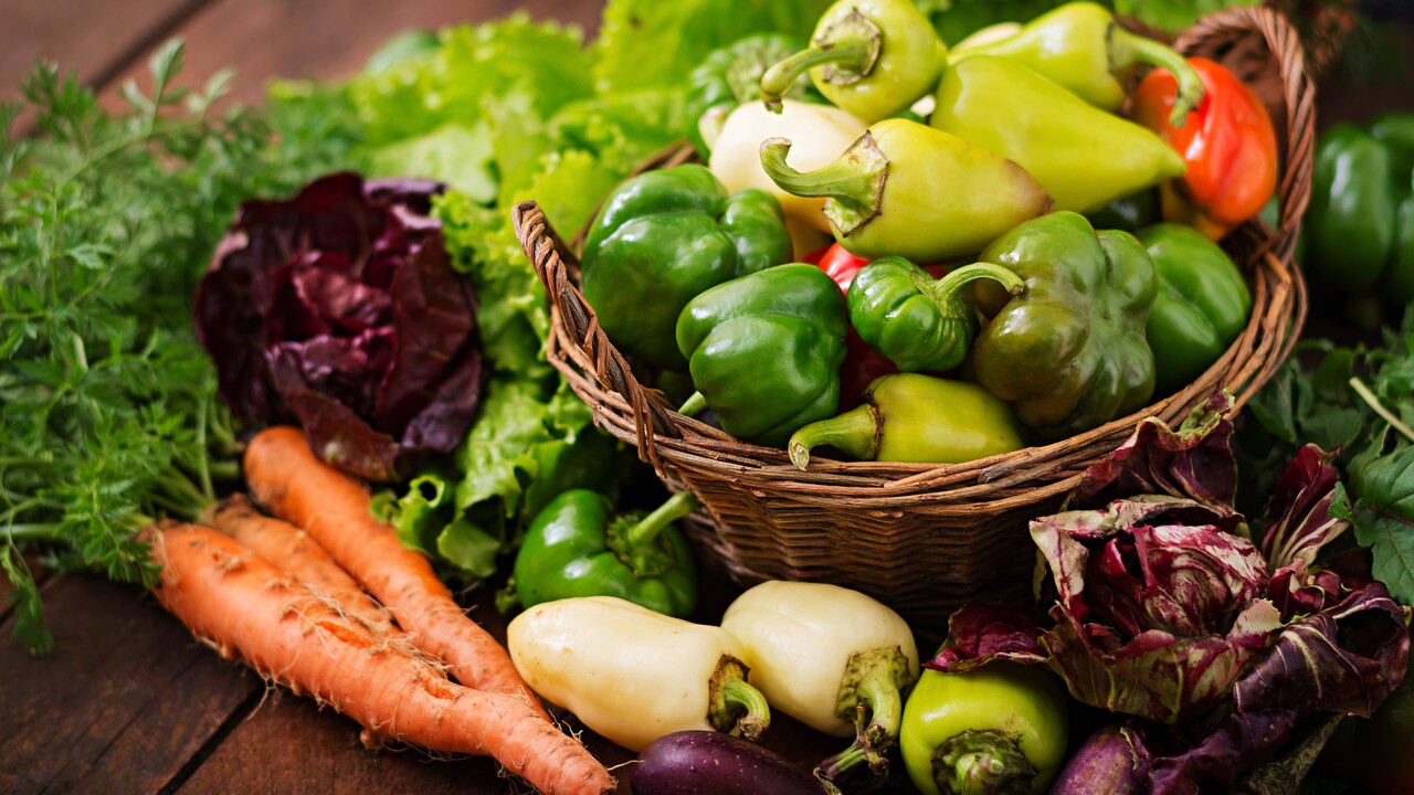 অর্গানিক খাবার আসলে কতটা স্বাস্থ্যকর?