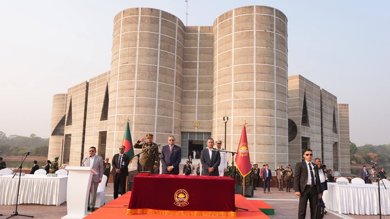 আব্বাস-রিজভীসহ প্রধানমন্ত্রীর উপদেষ্টা হলেন যারা