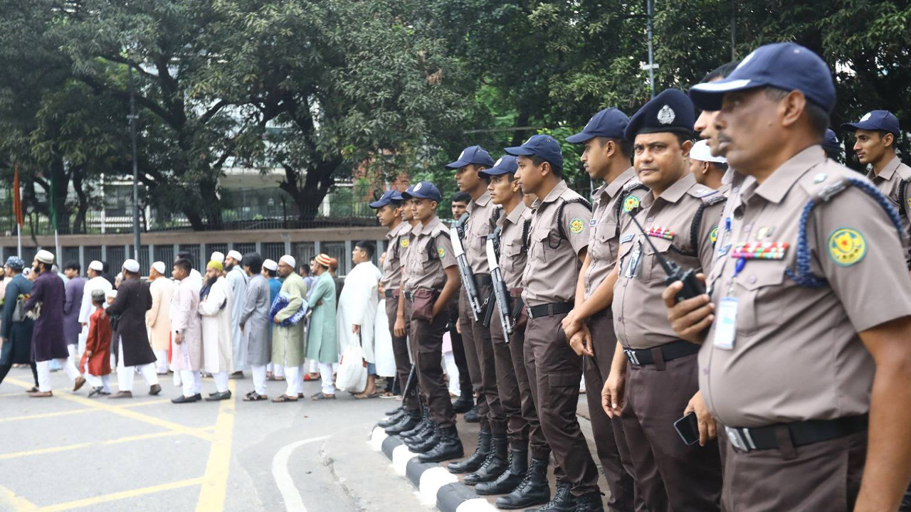 পুলিশ পদক নিয়ে ভুল তথ্য ছড়ানো হয়েছে: সদর দপ্তর