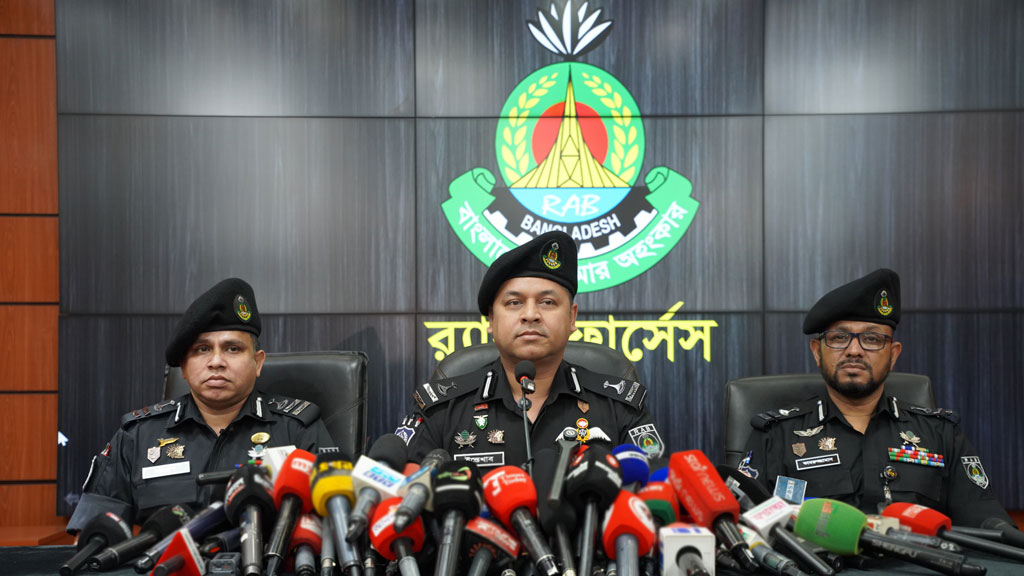 ছিনতাইচক্রের হত্যার শিকার ভ্যাট কর্মকর্তা বুলেট: র‍্যাব