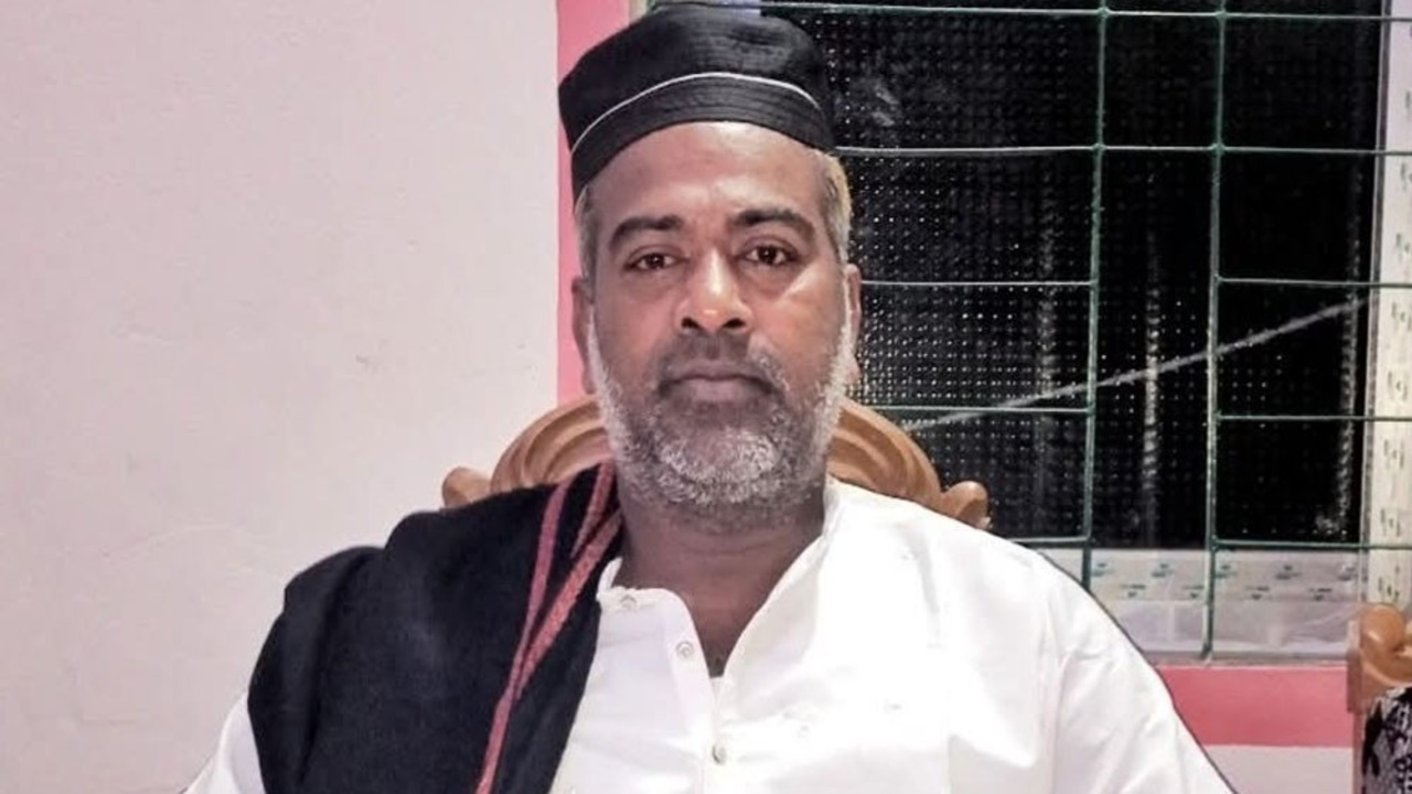 বরিশালে যৌথ বাহিনীর হাতে বিএনপি নেতা আটক