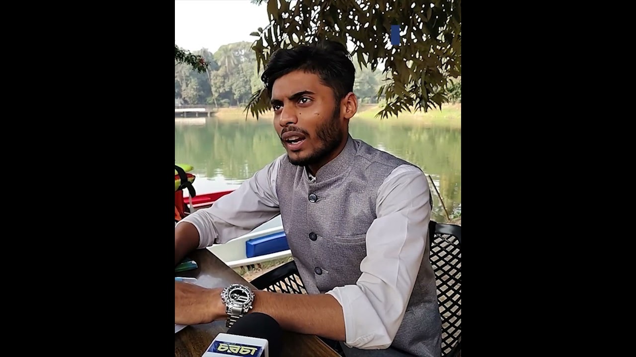 রমনায় জনপ্রিয় হচ্ছে প্যাডেল বোট