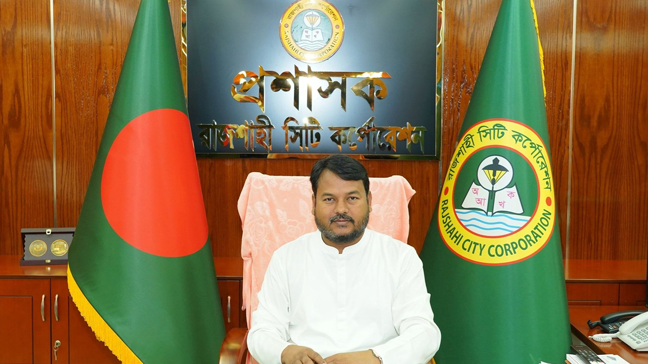 সড়কবাতি নিয়ে জ্ঞান অর্জন করতে ফ্রান্স যাচ্ছেন রাসিক প্রশাসকসহ ১১ জন