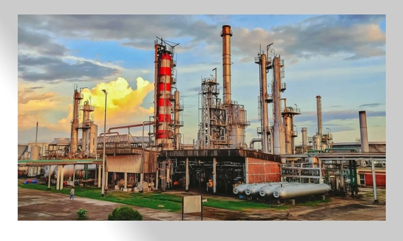 অপরিশোধিত তেল নেই, বন্ধ দেশের একমাত্র রাষ্ট্রীয় তেল শোধনাগার