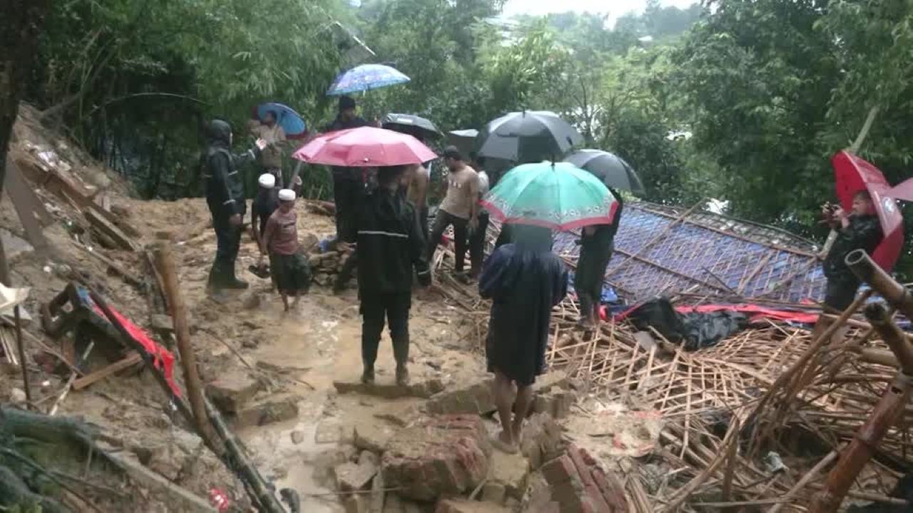 বন্যায় রোহিঙ্গা ক্যাম্প ‘মারাত্মক ঝুঁকিতে’, হিউম্যান রাইটস ওয়াচের বিবৃতি