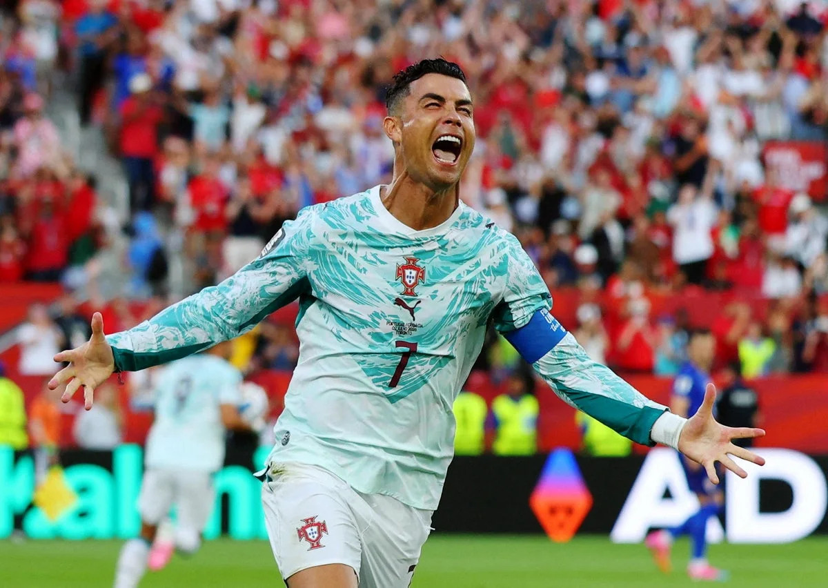 টিকে গেলেন রোনালদো, পর্তুগালের রোমাঞ্চকর জয়