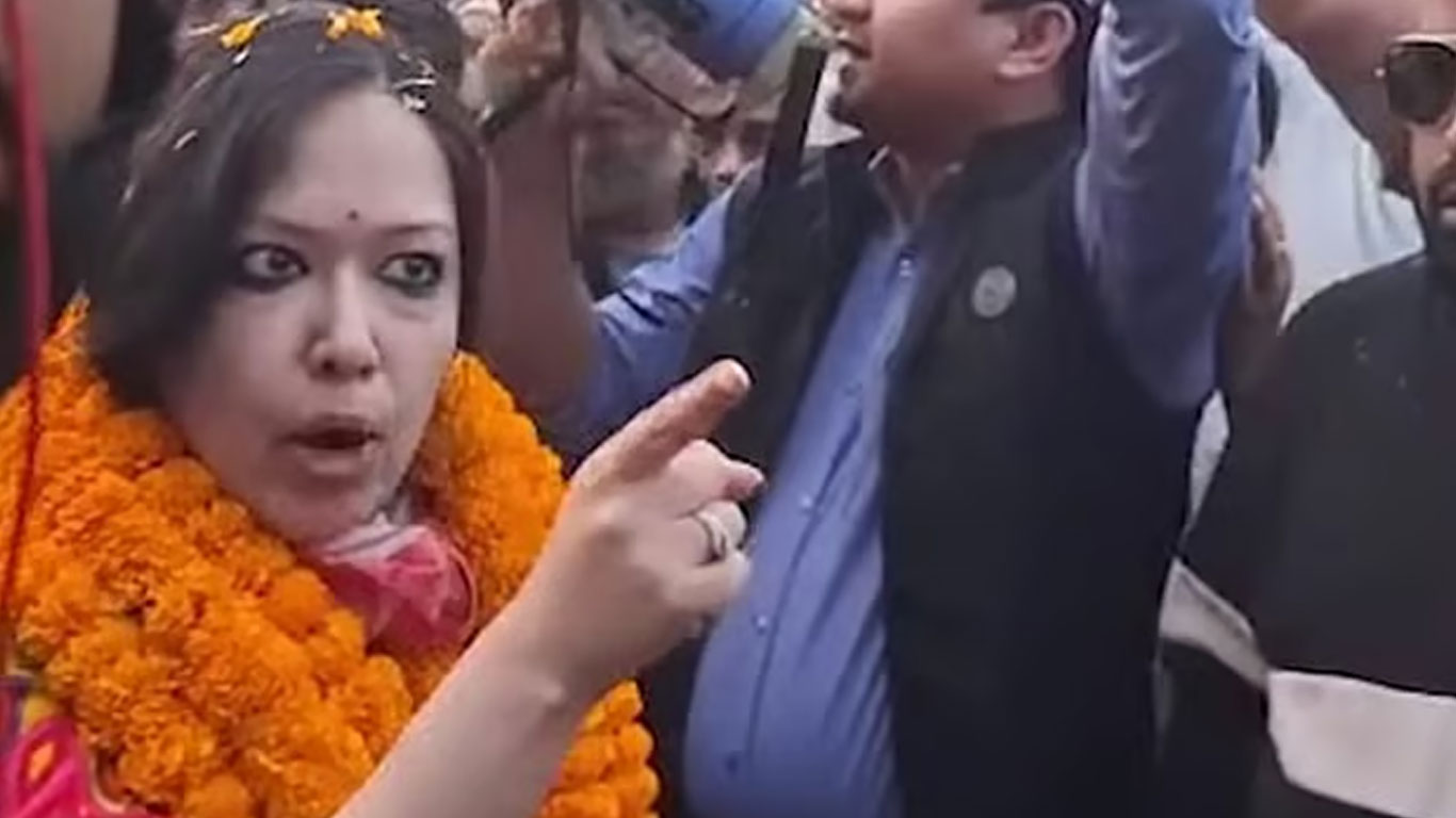 রুমিন ফারহানাকে শোকজ, সশরীরে হাজির হওয়ার নির্দেশ