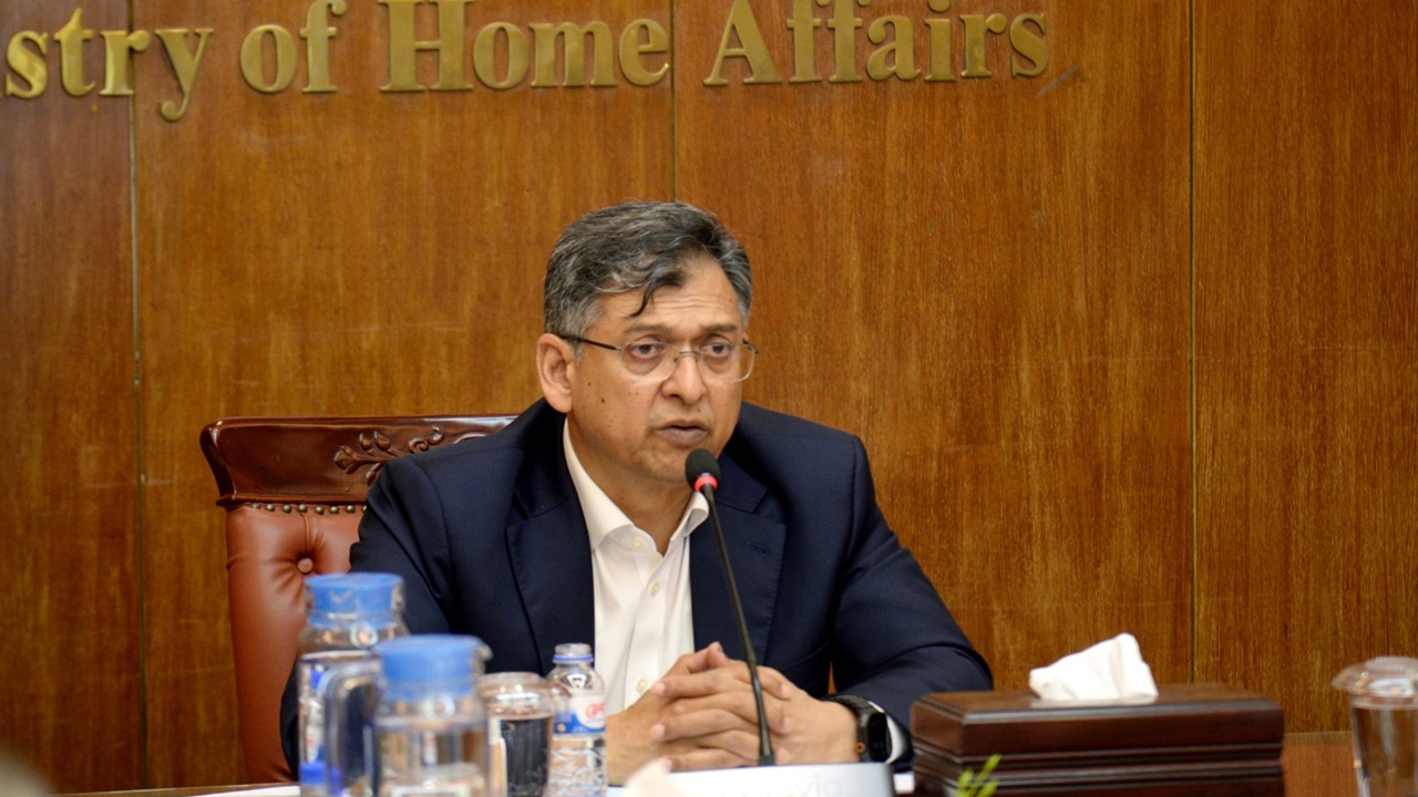 দাবি আদায়ের নামে মব কালচার করা যাবে না: স্বরাষ্ট্রমন্ত্রী