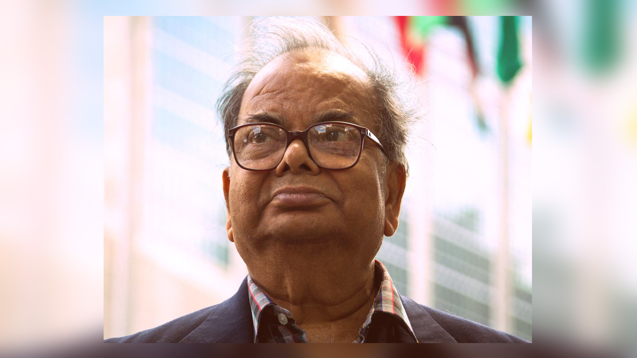 সাহিত্যিক শংকর মারা গেছেন