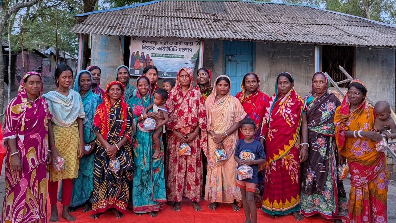 জলবায়ু নীতিতে উপকূলীয় ও আদিবাসী নারীদের অংশীদারিত্বের দাবি