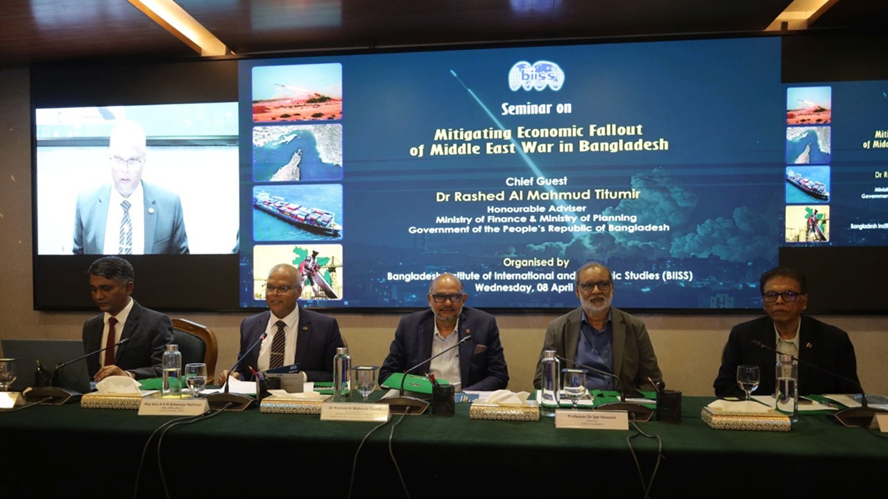 জ্বালানি নিরাপত্তায় কৌশলগত মজুত গড়ার তাগিদ বিশেষজ্ঞদের