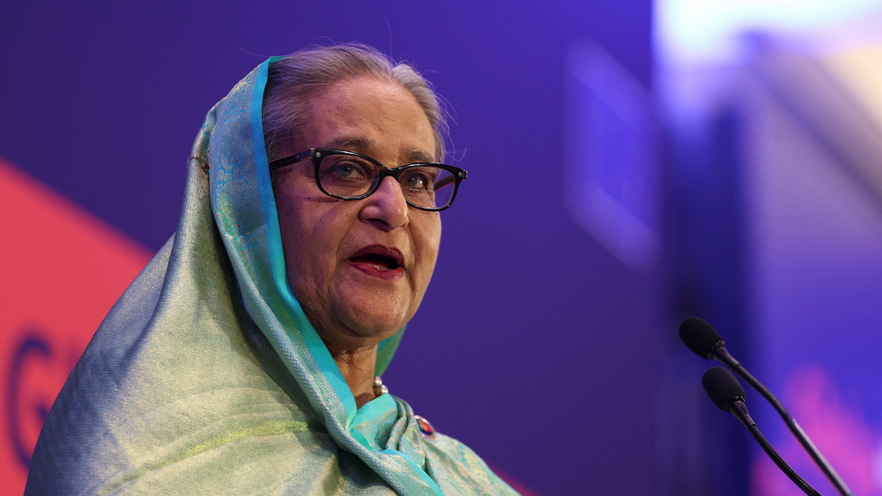 শেখ হাসিনাসহ ৪১ জনকে গ্রেপ্তারে পরোয়ানা
