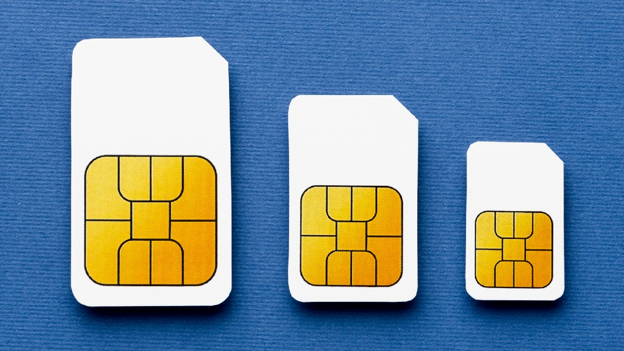 সিম কার্ডের এক কোণ কাটা থাকে কেন?