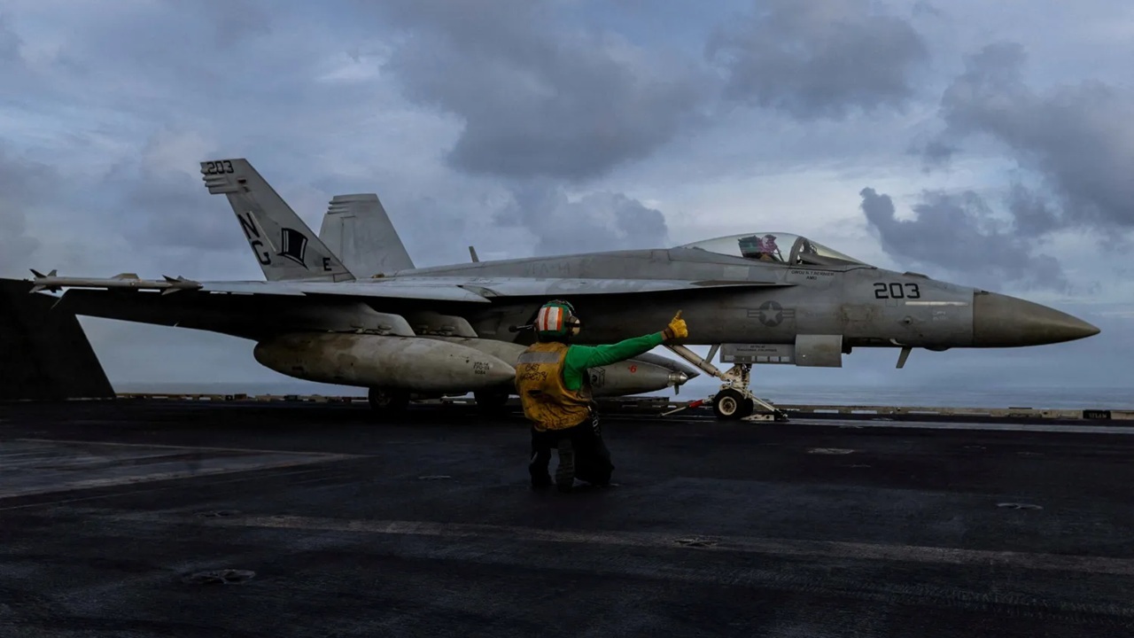 আমেরিকাকে আকাশসীমা ব্যবহার করতে দেবে না স্পেন