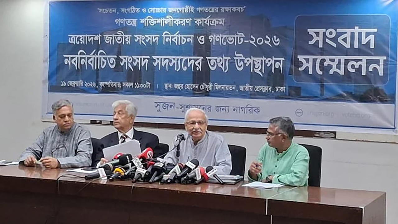 ইসি এখন পোস্ট অফিসের মতো: বদিউল