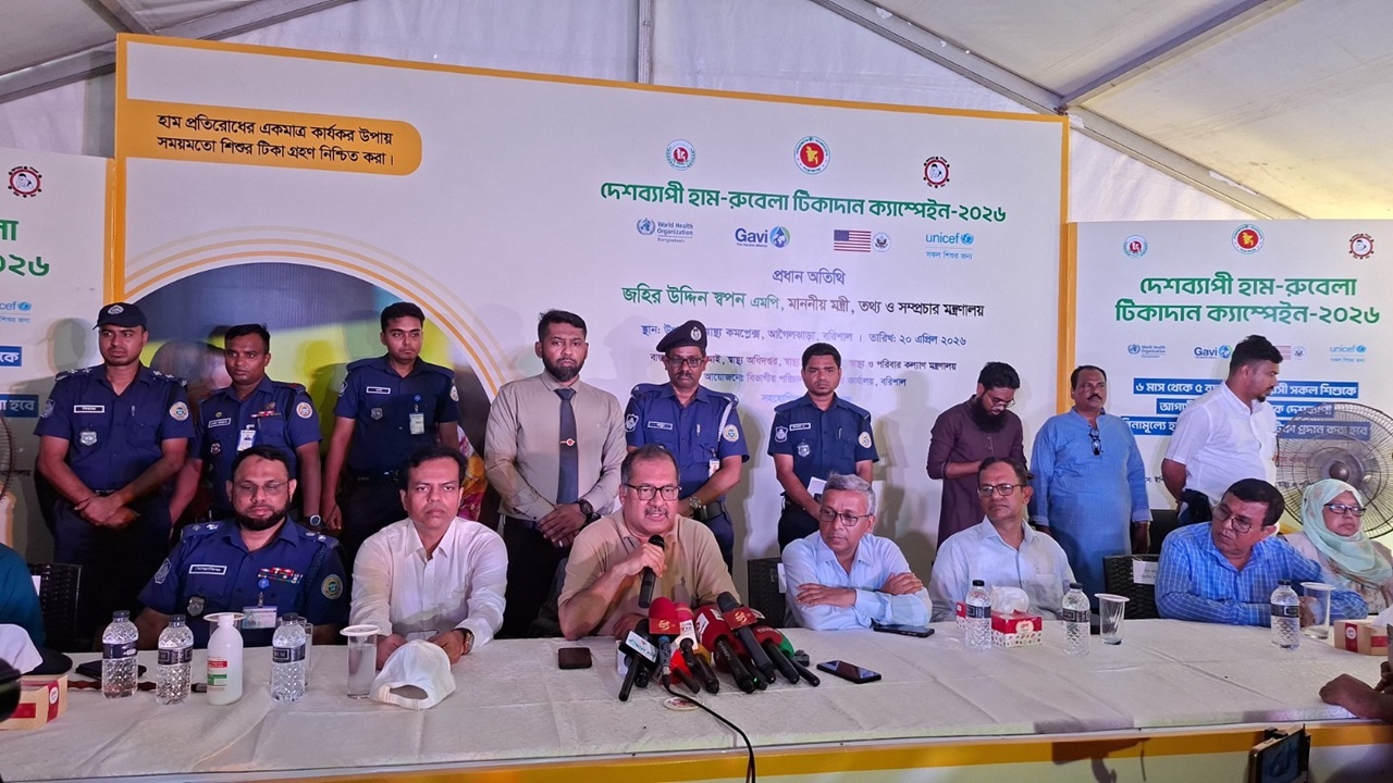 জ্বালানি সংকটের জন্য বিগত স্বৈরাচারী সরকার দায়ী: তথ্যমন্ত্রী